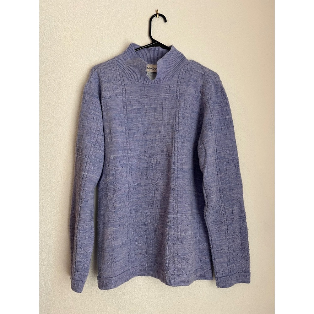 Donnkenny Casuals Lavender Mock Neck Knit Sweater‎ Textured Cozy